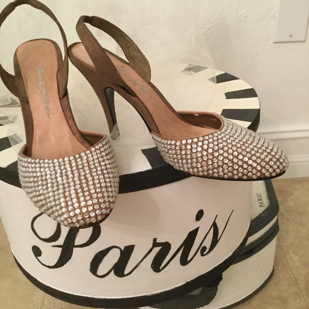 BEVERLY FELDMAN SLING-BACK HEELS BRONZE w/CRYSTALS